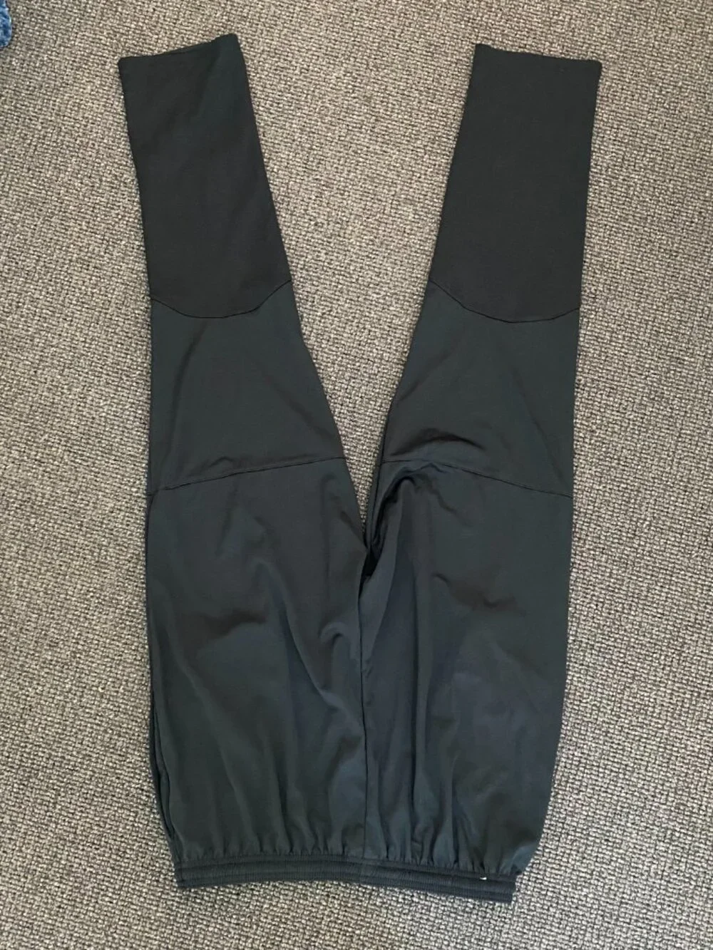 Great Condition! Previously Owned Boys Nike Dri Fit Black Pants / Size L